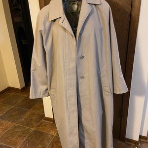 Beautiful London Fog Coat!